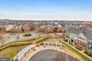 680 Watermans Dr, Woodbridge, VA 22191 - Photo 11