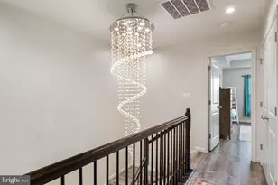 15981 Marsh Pl, Haymarket, VA 20169 - Photo 17