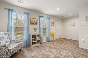 15981 Marsh Pl, Haymarket, VA 20169 - Photo 35