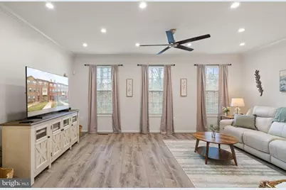 15981 Marsh Place, Haymarket, VA 20169 - Photo 13