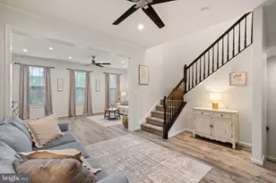 15981 Marsh Pl, Haymarket, VA 20169 - Photo 11