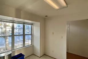 16321 Taconic Cir, Dumfries, VA 22025 - Photo 3