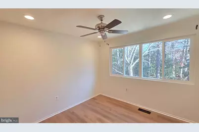 15277 Lodge Terrace, Woodbridge, VA 22191 - Photo 19
