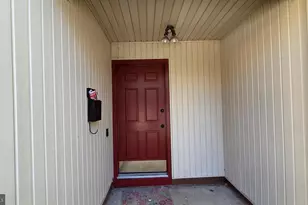 15277 Lodge Terrace, Woodbridge, VA 22191 - Photo 3