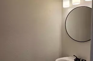 15277 Lodge Terrace, Woodbridge, VA 22191 - Photo 5