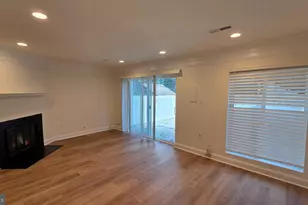 15277 Lodge Terrace, Woodbridge, VA 22191 - Photo 11