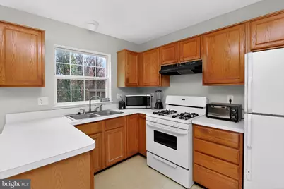 1874 Tiger Lily Circle, Woodbridge, VA 22192 - Photo 7