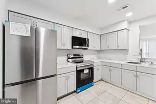 7527 Belle Grae Dr, Manassas, VA 20109 - Photo 11