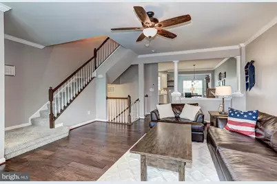 7067 Kona Drive, Gainesville, VA 20155 - Photo 5