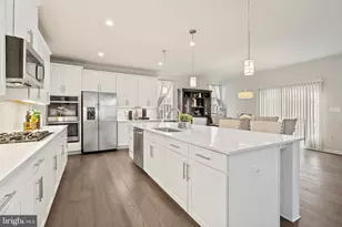 4554 Morley Loop, Woodbridge, VA 22192 - Photo 17