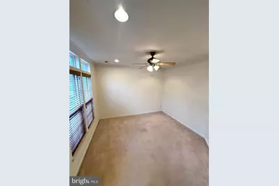 2100 Abbottsbury Way, Woodbridge, VA 22191 - Photo 3