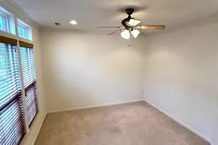 2100 Abbottsbury Way, Woodbridge, VA 22191 - Photo 3