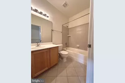 2100 Abbottsbury Way, Woodbridge, VA 22191 - Photo 17