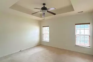 2100 Abbottsbury Way, Woodbridge, VA 22191 - Photo 13