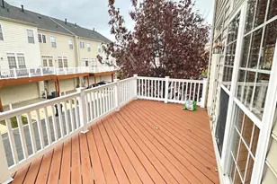 2100 Abbottsbury Way, Woodbridge, VA 22191 - Photo 9