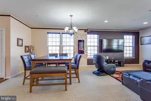 14762 Mason Creek Cir, Woodbridge, VA 22191 - Photo 3