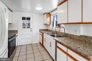 1916 Willow Ln, Woodbridge, VA 22191 - Photo 21