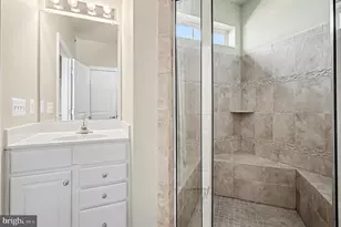 2228 Merseyside Dr, Woodbridge, VA 22191 - Photo 15