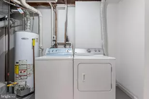 12865 Misty Ln, Woodbridge, VA 22192 - Photo 33