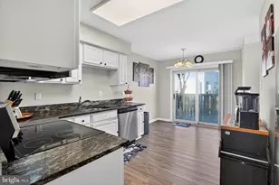 12875 Cara Dr, Woodbridge, VA 22192 - Photo 11