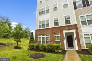 16894 Porters Inn Dr, Dumfries, VA 22026 - Photo 3