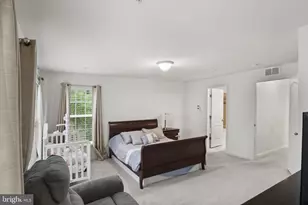 16894 Porters Inn Dr, Dumfries, VA 22026 - Photo 17