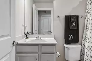 1706 Autumn Maple Leaf Dr, Dumfries, VA 22026 - Photo 25