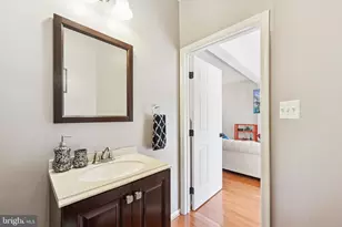 2610 Grayton Ln, Woodbridge, VA 22191 - Photo 9