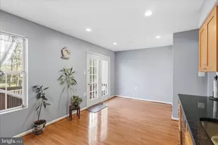 7823 Brookview Ct, Manassas, VA 20109 - Photo 13