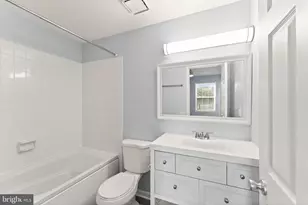 8068 Stonewall Brigade Ct, Manassas, VA 20109 - Photo 31