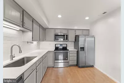 8068 Stonewall Brigade Court #204, Manassas, VA 20109 - Photo 15