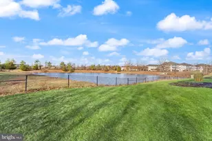 8068 Stonewall Brigade Ct, Manassas, VA 20109 - Photo 33