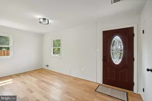 2400 Kilpatrick Pl, Dumfries, VA 22026 - Photo 3