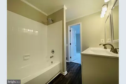 8069 Stonewall Brigade Court #201, Manassas, VA 20109 - Photo 19