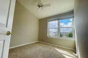 8069 Stonewall Brigade Ct, Manassas, VA 20109 - Photo 21