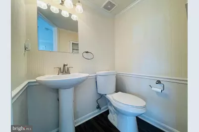 8069 Stonewall Brigade Court #201, Manassas, VA 20109 - Photo 11