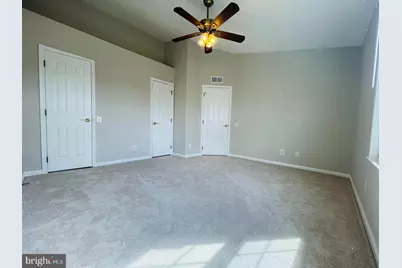 8069 Stonewall Brigade Court #201, Manassas, VA 20109 - Photo 15