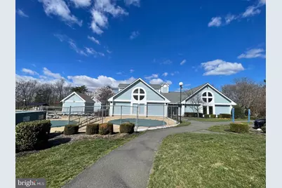 8069 Stonewall Brigade Court #201, Manassas, VA 20109 - Photo 27