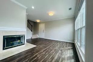 8069 Stonewall Brigade Ct, Manassas, VA 20109 - Photo 7