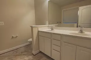 15886 Mackenzie Manor Dr, Haymarket, VA 20169 - Photo 15