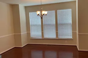 12437 Pfitzner Ct, Woodbridge, VA 22192 - Photo 9