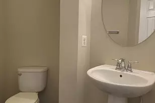 12437 Pfitzner Ct, Woodbridge, VA 22192 - Photo 17