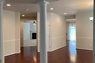 12437 Pfitzner Ct, Woodbridge, VA 22192 - Photo 7