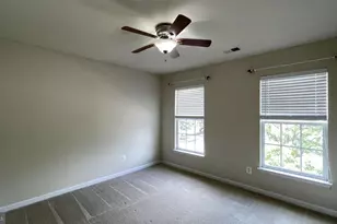 12437 Pfitzner Ct, Woodbridge, VA 22192 - Photo 29