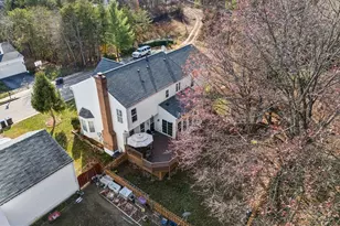 13044 Lupine Turn, Woodbridge, VA 22192 - Photo 9