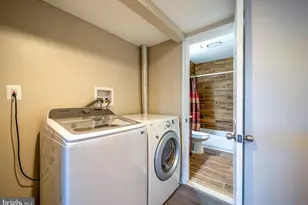 1412 Cottonwood Ct, Woodbridge, VA 22191 - Photo 37