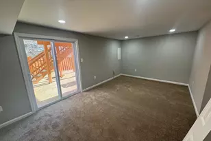 1927 Heatherbrook Ct, Woodbridge, VA 22192 - Photo 19