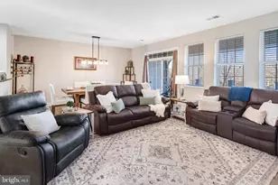 13804 Greendale Dr, Woodbridge, VA 22191 - Photo 7