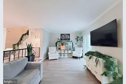 4993 Lambsgate Lane, Woodbridge, VA 22193 - Photo 11