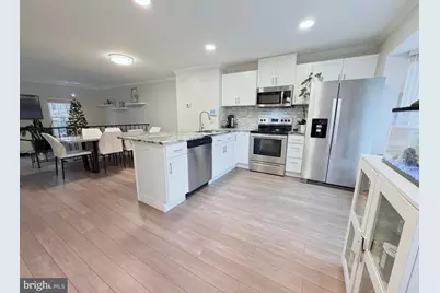 4993 Lambsgate Lane, Woodbridge, VA 22193 - Photo 5